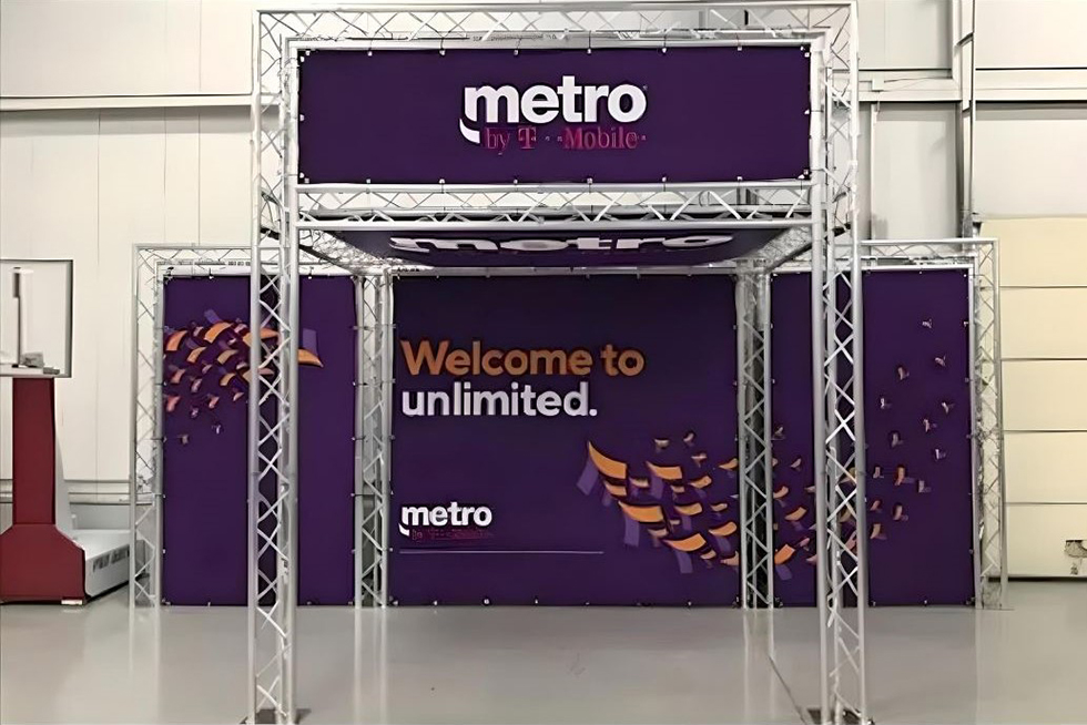 Metro Booth
