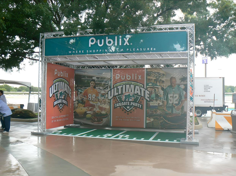 Publix Booth